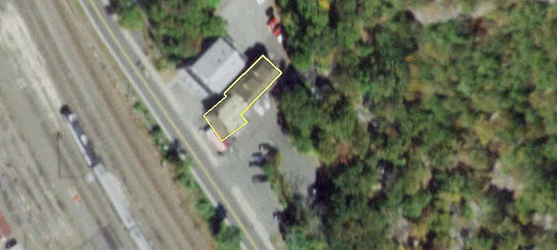32 Orange Ave