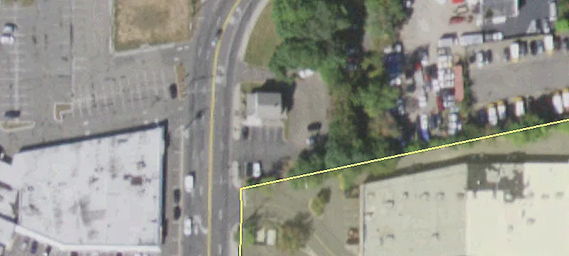 8 College Ave