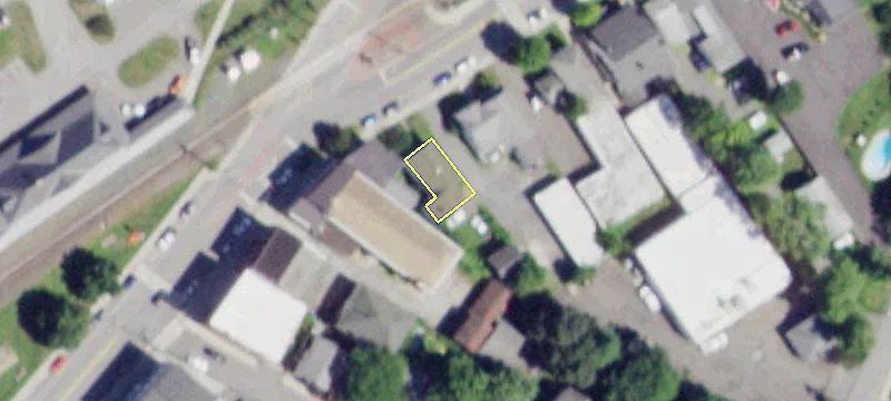 7 Railroad Ave