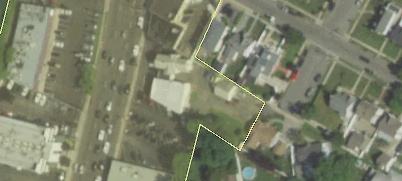 371 Franklin Ave