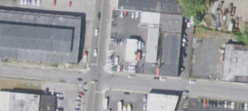 139 Robinson Ave