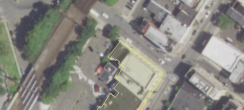 110 Willett Ave