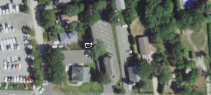 35 Montauk Hwy