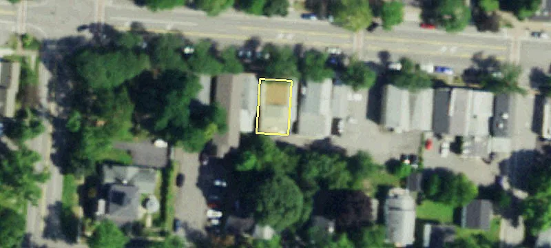 425 Ctr St