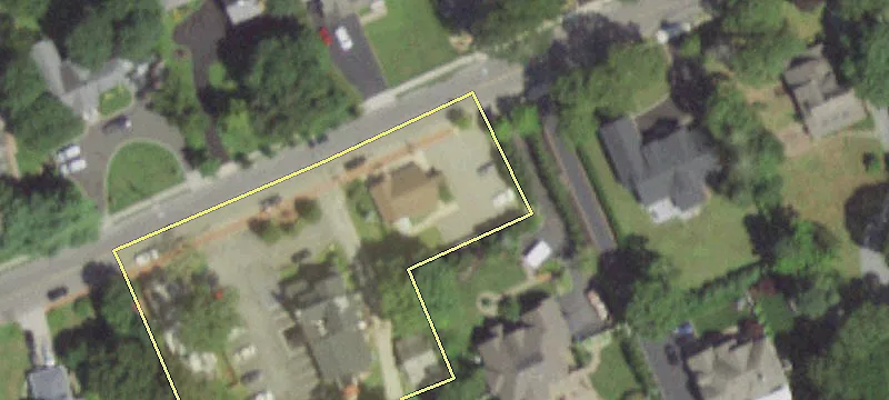 62 Riv Rd
