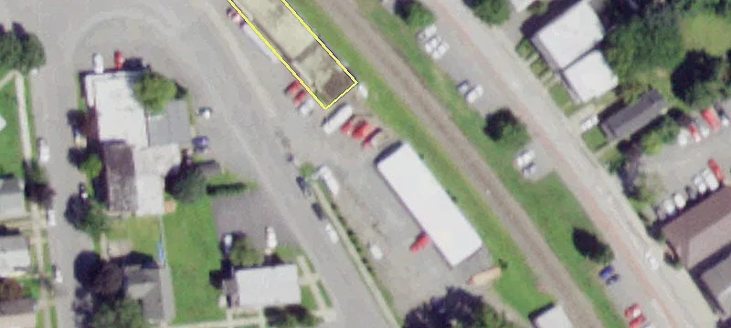 258 2nd Ave