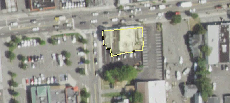 290 Main St