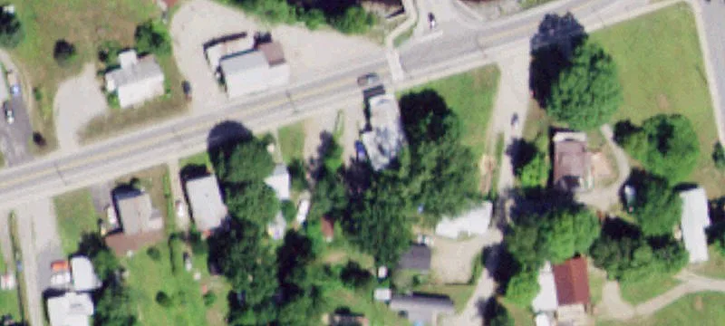 215 Riv St