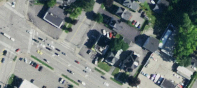 136 Main St