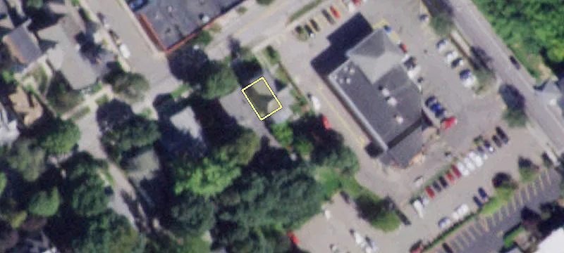 138 Main St