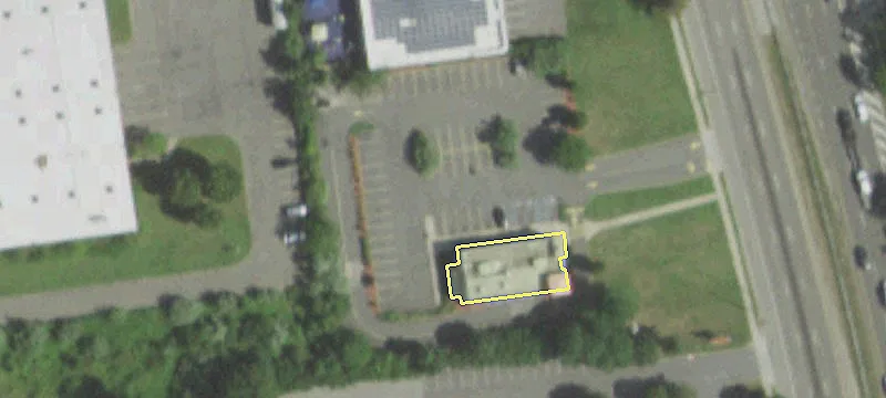 606 Broadhollow Rd