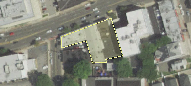 274 Merrick Rd