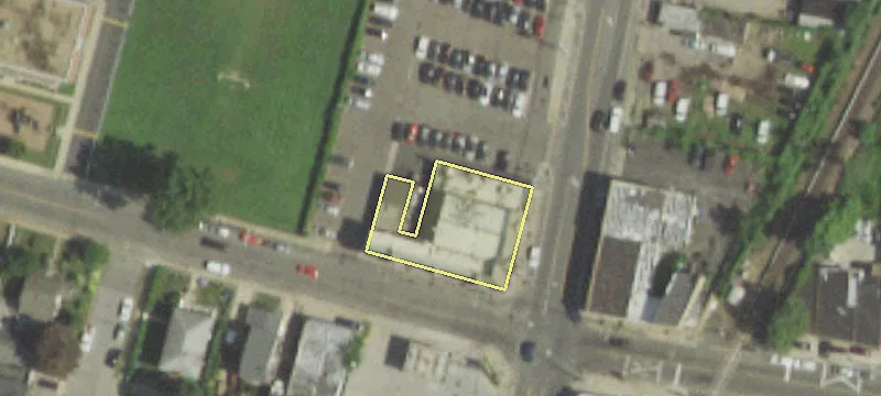 676 Woodfield Rd