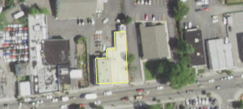 319 Main St