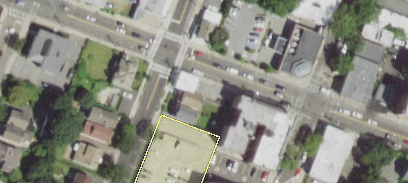 80 Lincoln Ave