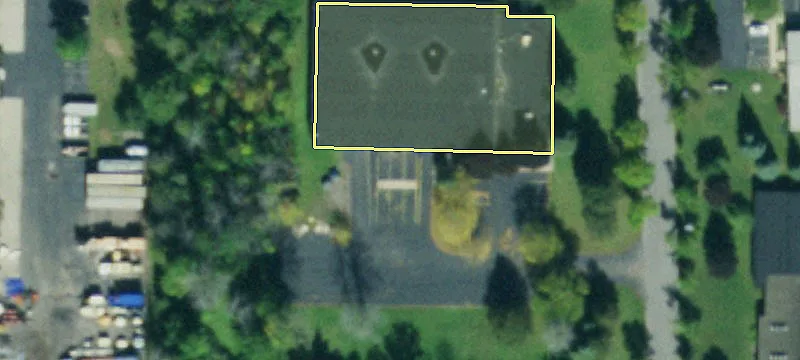 135 Pineview Dr