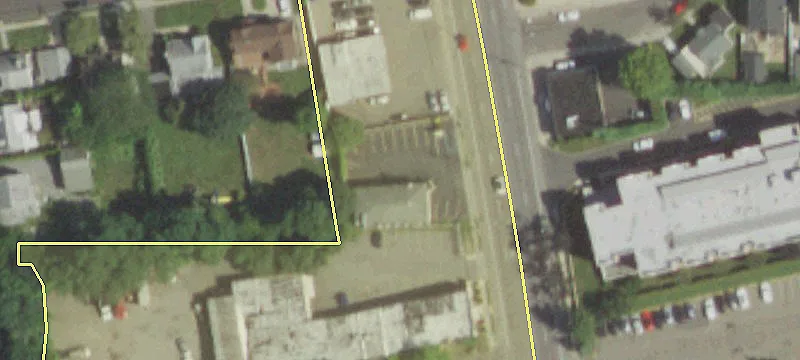 815 Willis Ave