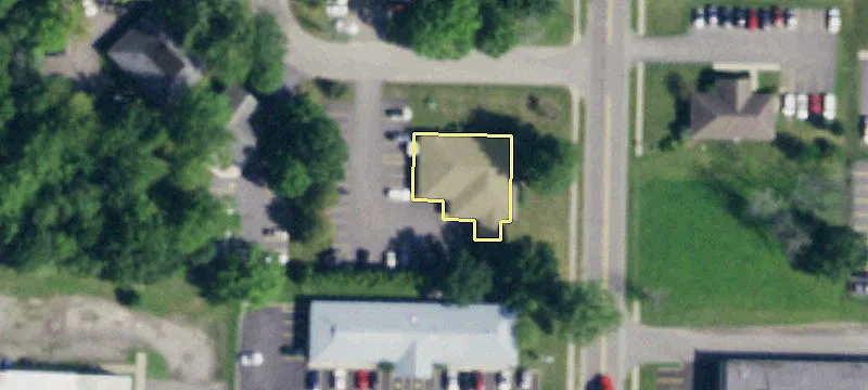 77 Elizabeth Dr