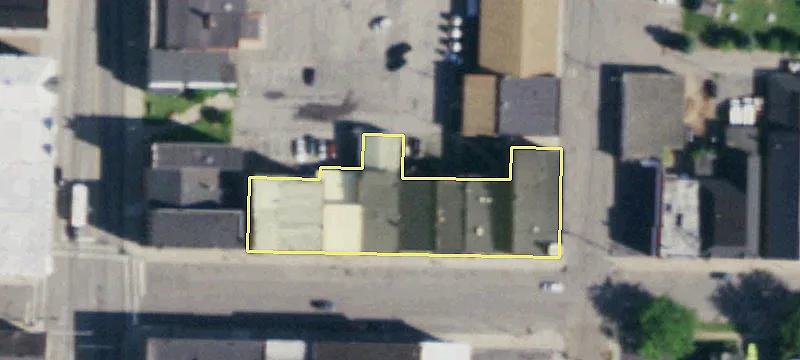 25 Bank St