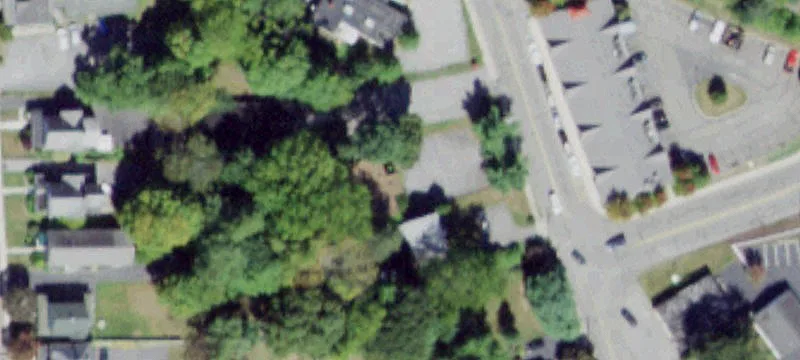 100 Carpenter Pl