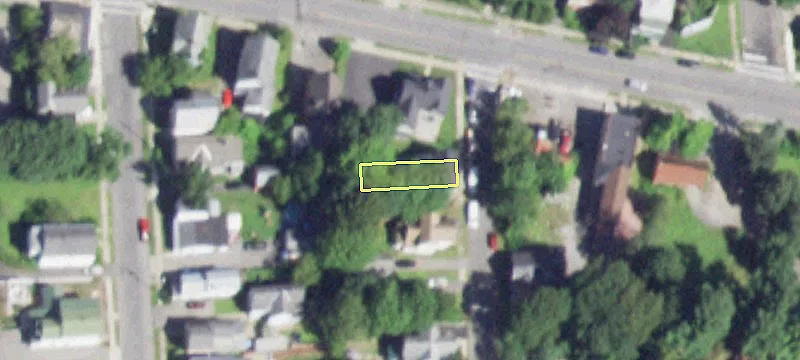 4 Thompson Ave