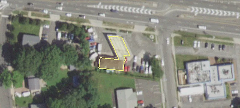 3200 Veterans Memorial Hwy