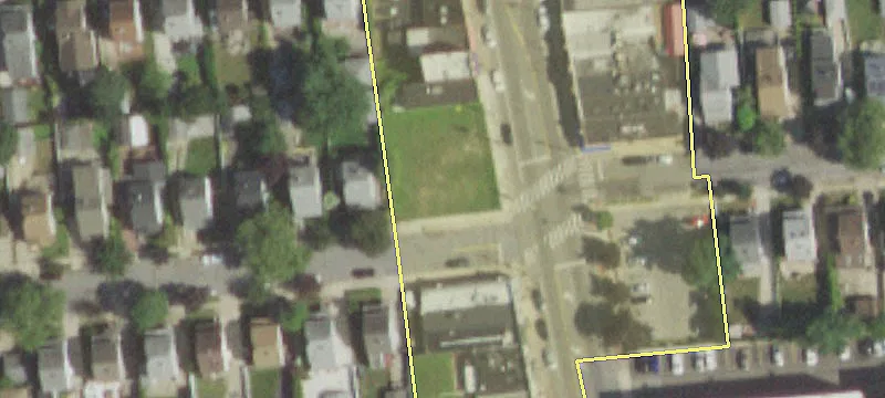 615 Willis Ave