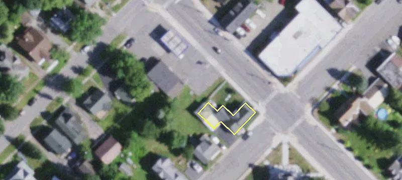 38 Wawbeek Ave
