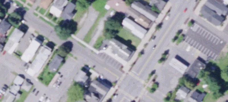 401 James St