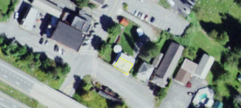 3 Railroad Ave