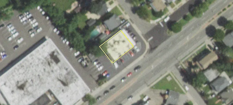 915 Hillside Ave