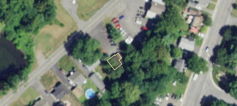 81 Russell Rd