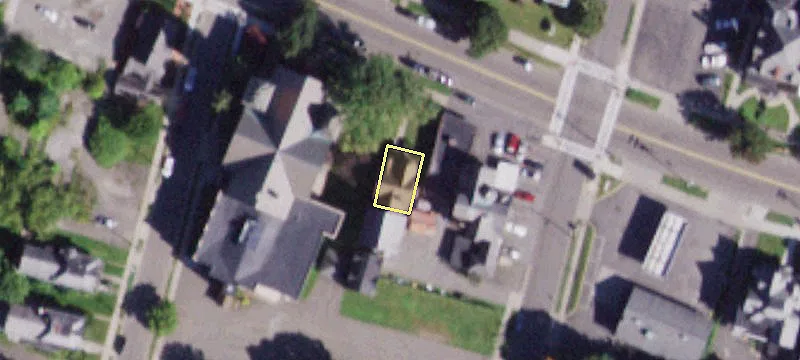 81 Main St
