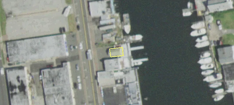 373 Woodcleft Ave