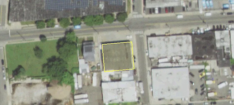 473 Bayview Ave
