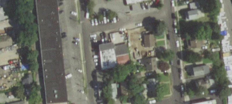 4 Burns Ave