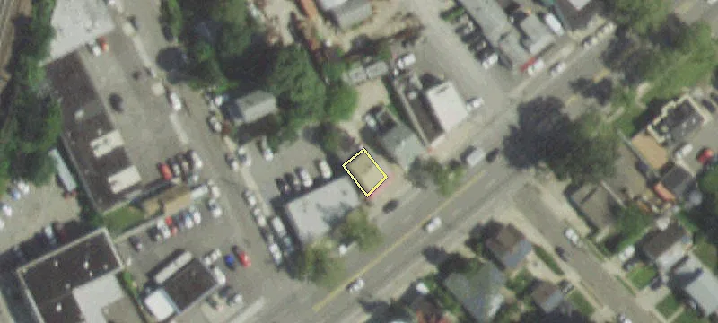 106 Woodbury Rd