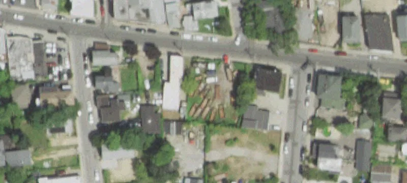 45 Mott Ave