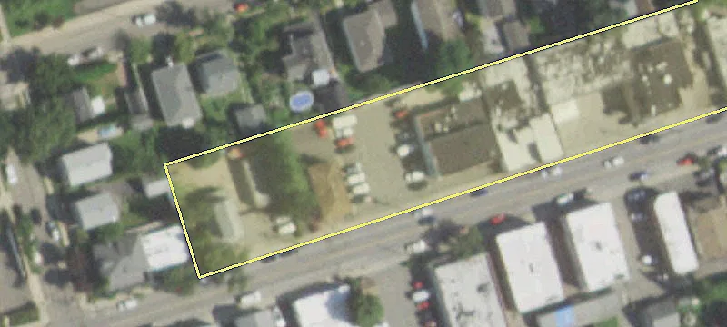 459 Westbury Ave