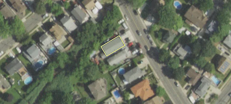 2790 Woods Ave