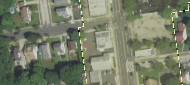 447 Main St