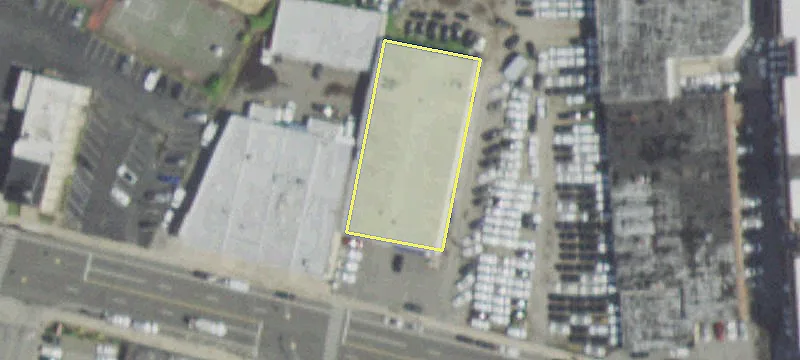 153 Merrick Rd