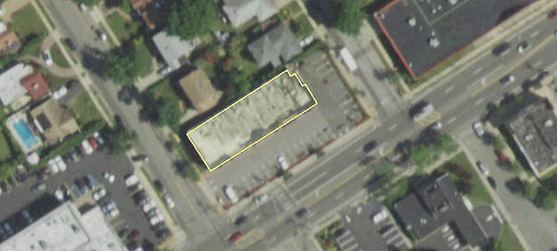 2261 Merrick Rd