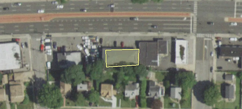 2222 Hempstead Tpke