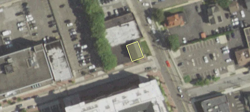 55 Willis Ave
