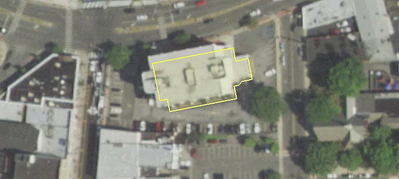 300 Merrick Rd