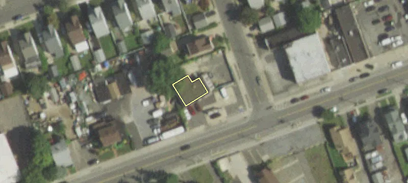 215 Hempstead Ave