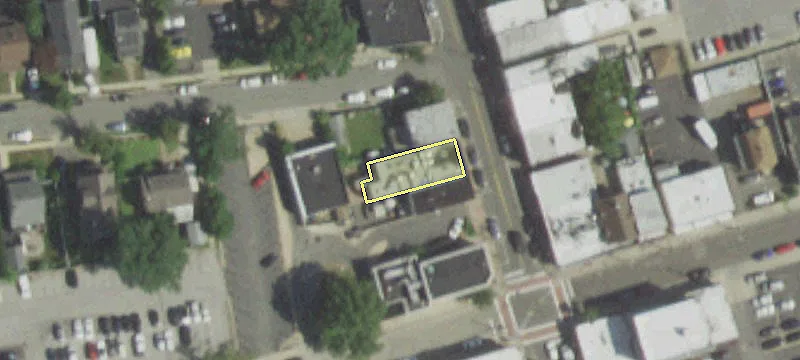 208 Bedford Ave