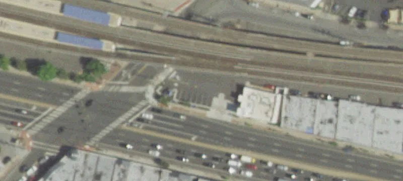 490 Sunrise Hwy