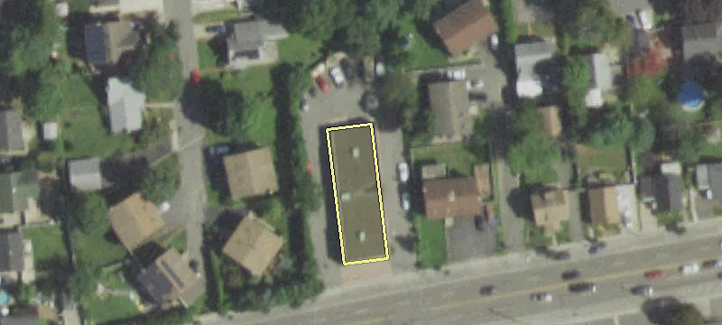 304 John St